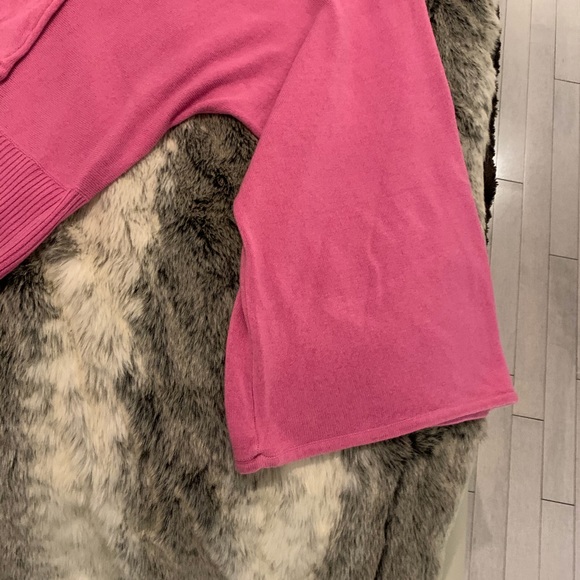 Soft sweater - Picture 2 of 4